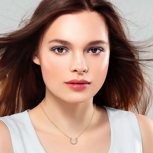 Avarta Jewellery 18k Gold Horseshoe Diamond Pendant