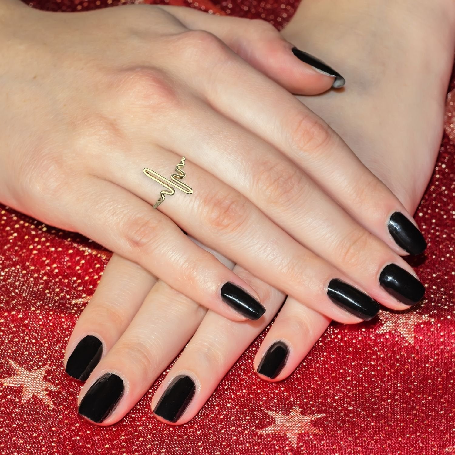 Avarta 18k Gold Heart Beat Resizable Ring Secondary image