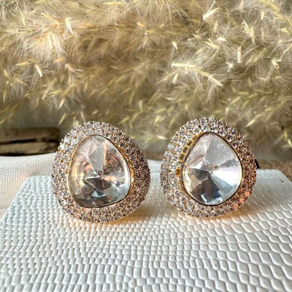 Avarta Gold Kundan Polki Stud Earring with Lab Diamonds
