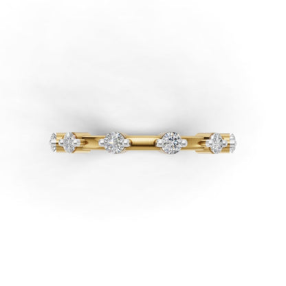 Avarta Trending Gold Minimalistic Eternity Band with Certified Lab Diamonds – Elegant & Timeless Design