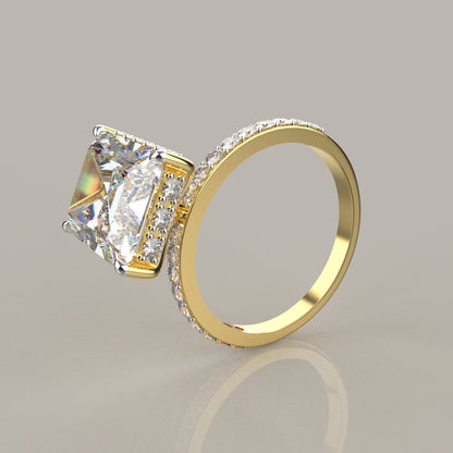 Avarta Jewellery 18k Gold 3 Carat Solitaire Moissanite Cocktail Ring