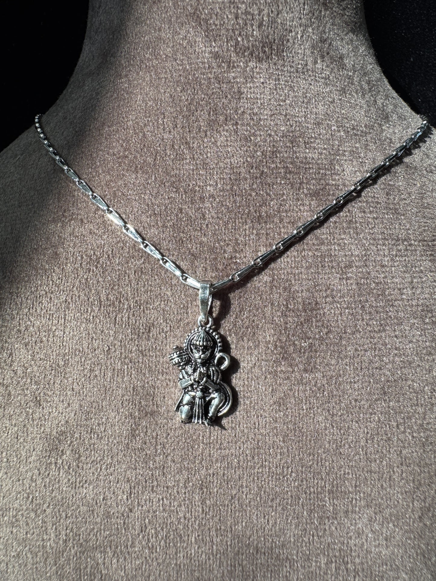 Oxidised 925 Sterling Silver Lord Hanuman Pendant with 17 Inch Silver Chain, S925 Hallmarked Spiritual Jewellery for Men, Women & Kids