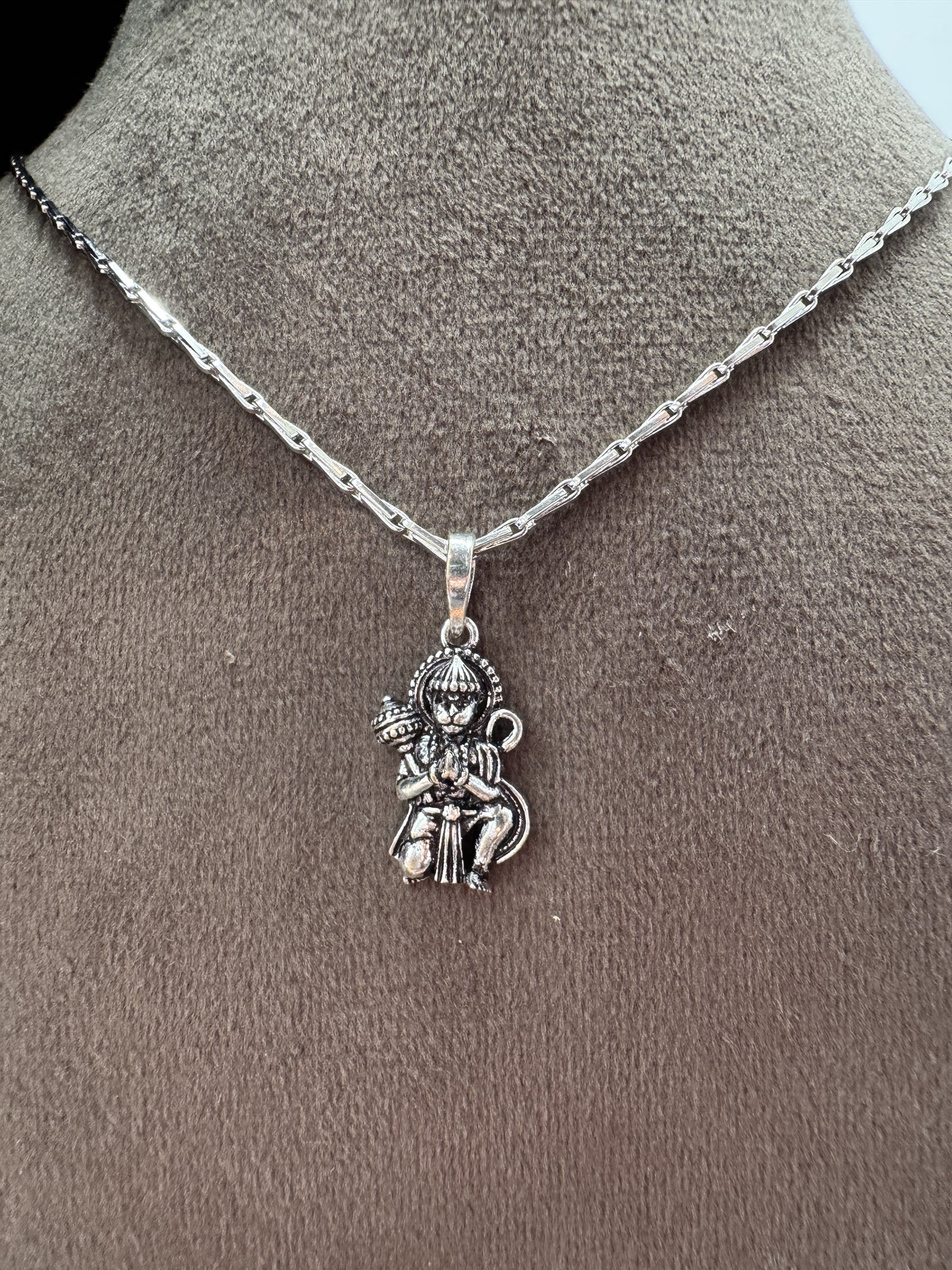 Oxidised 925 Sterling Silver Lord Hanuman Pendant with 17 Inch Silver Chain, S925 Hallmarked Spiritual Jewellery for Men, Women & Kids