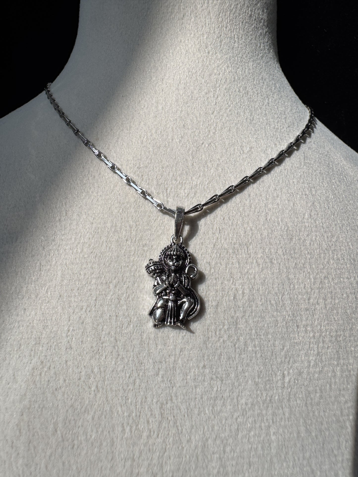 Oxidised 925 Sterling Silver Lord Hanuman Pendant with 17 Inch Silver Chain, S925 Hallmarked Spiritual Jewellery for Men, Women & Kids
