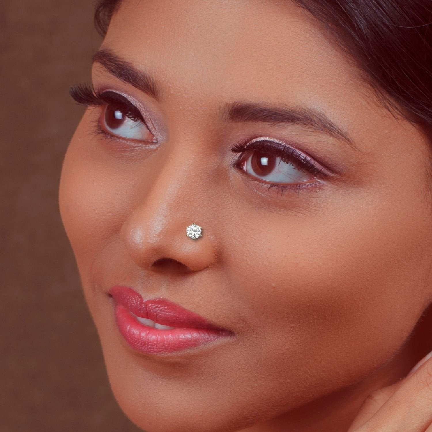 Avarta Gold 70 Cent Moissanite Solitaire Nosepin Secondary image