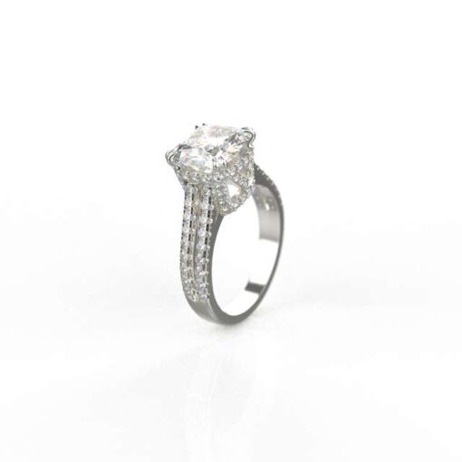 18K White Gold Engagement Cocktail Ring With Moissanite