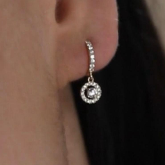 Avarta 14k White Gold Moissanite Dangler - Image 2