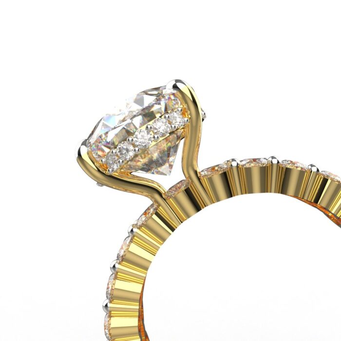 Avarta Jewellery 18k Gold 4 Carat Oval Crushed Ice Moissanite Solitaire Halo Ring - Image 2