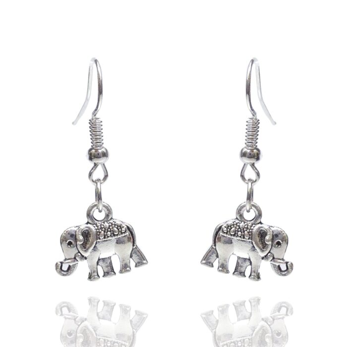 Avarta Exhilarating Combo of Elephant Earring & Shell Shape Hoop Earing - Image 4