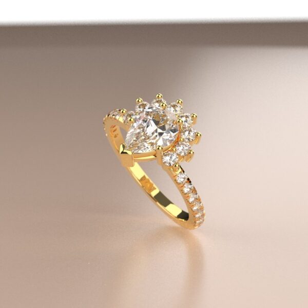 Avarta Jewellery 18K Gold Princess Ring - Image 2