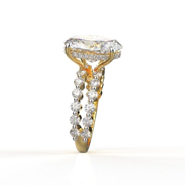 Avarta Jewellery 18k Gold 4 Carat Oval Crushed Ice Moissanite Solitaire Halo Ring - Image 4